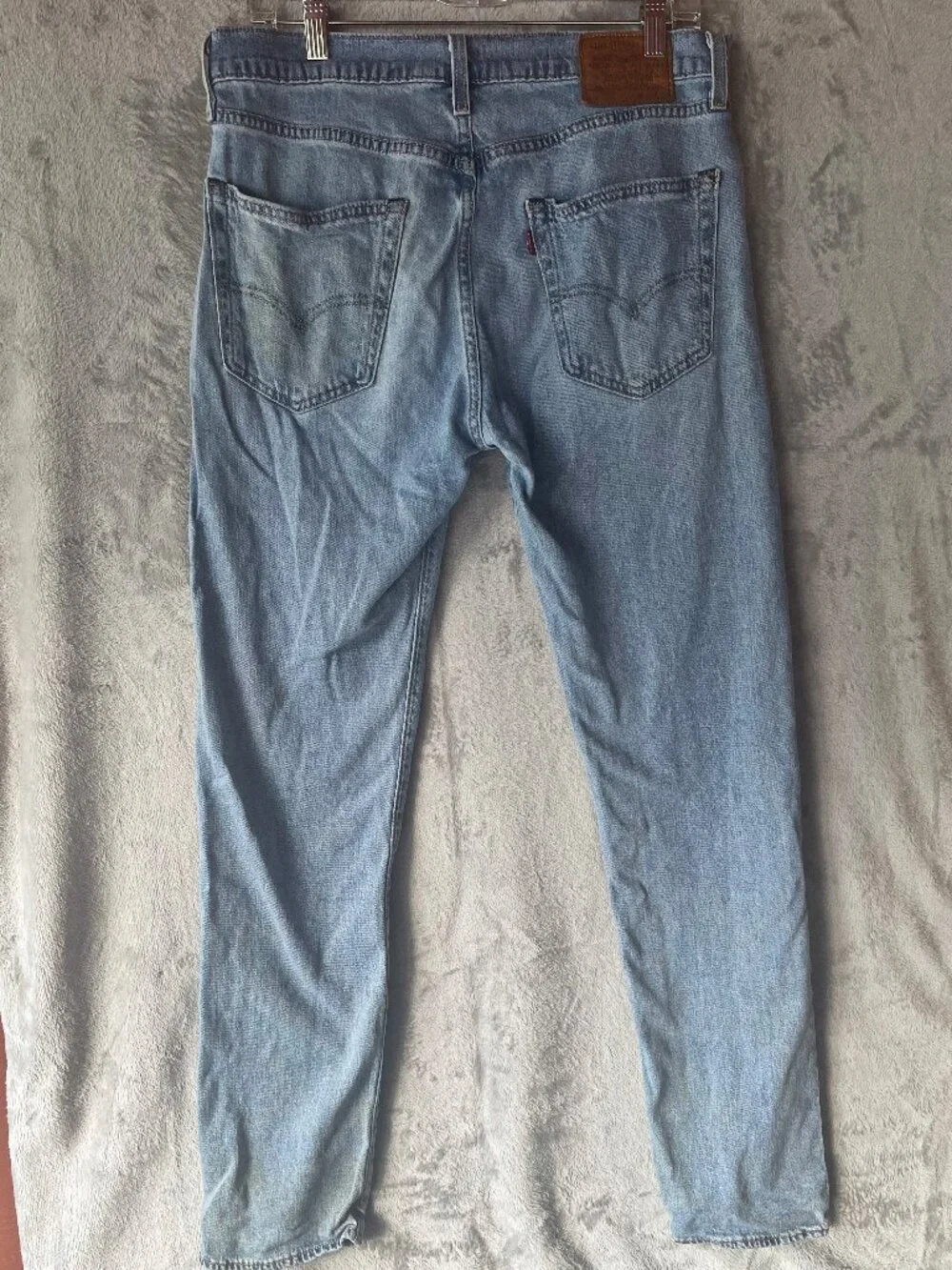 Levi’s Premium 502 Regular Taper Light Wash Jeans - Men’s 32x34